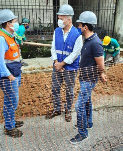 Prefeito e secretário de obras com Luiz Fabbriani