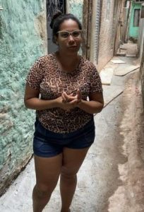 Jennifer: " O mau cheiro era muito forte"