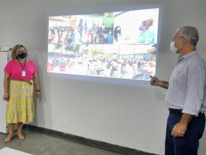 Luciana Muniz , coordenadora de Responsabilidade Social e Fabbriani apresentam os primeiros resultados sociais
