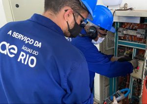 Instalação de novos painéis na ETA Porto das Caixas