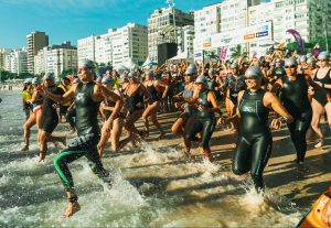Quase mil atletas, entre profissionais e amadoras, participaram do evento
