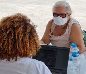 Dona Josefa saiu do evento com sua solicitação resolvida