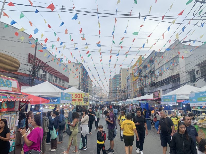 Festa de Santo Antônio movimenta Duque de Caxias e fortalece o comércio local